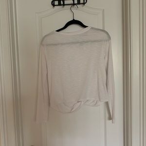 Long selve shirt with cut out back